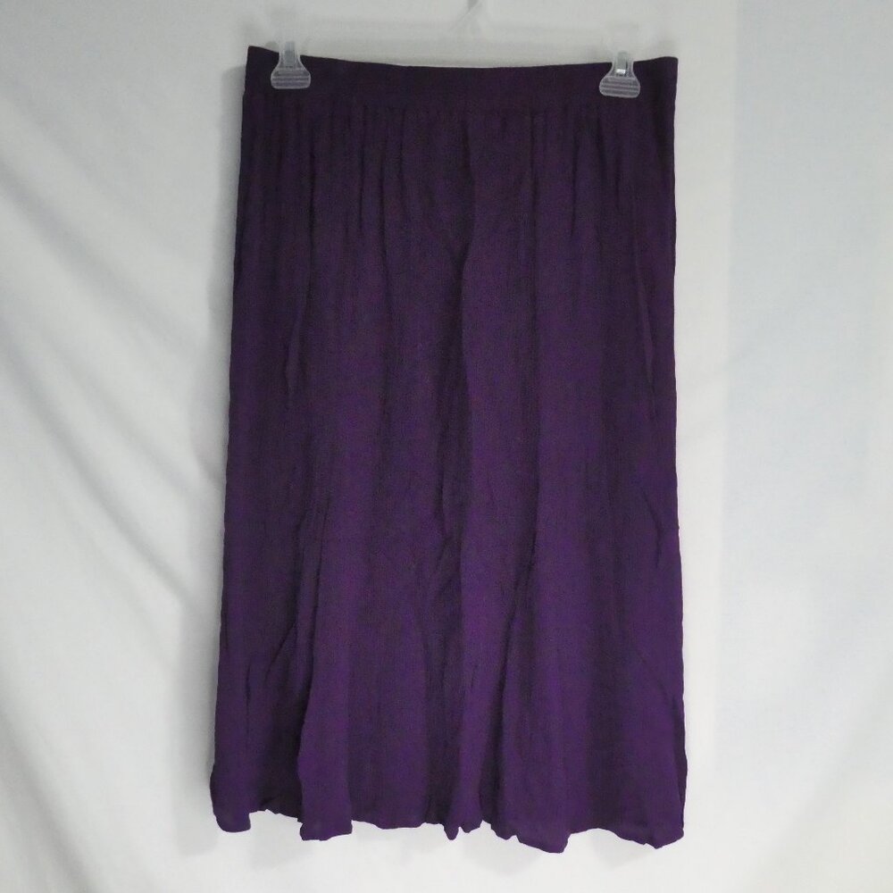 LAURA SCOTT | large | Textured Purple Skirt | 100% Recycled Bottle Material